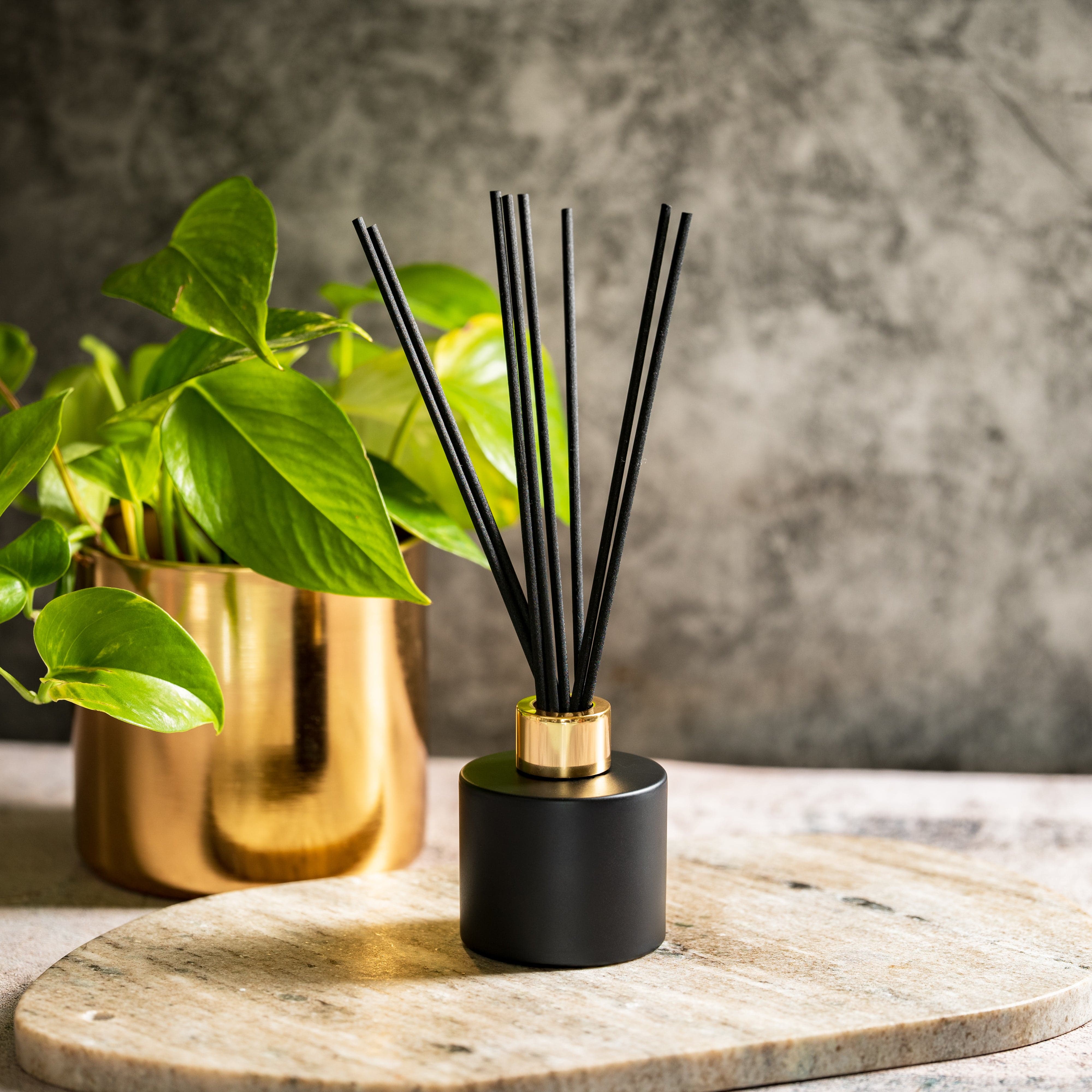 100ml Lotti Diffuser Bottle - Black Matt - Image 3