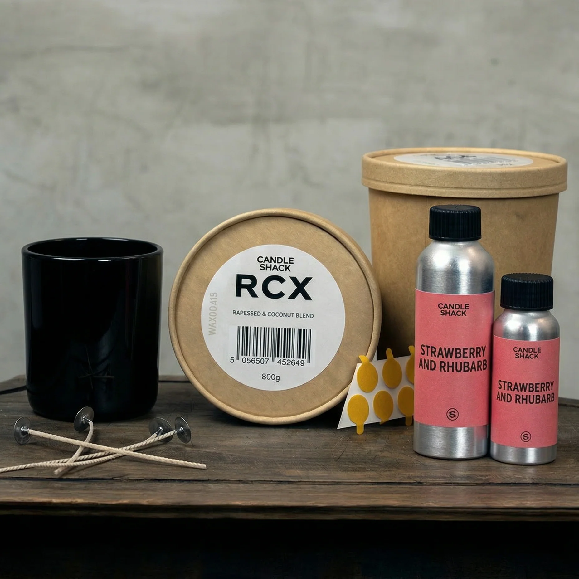 Candle Making Kit - Rhubarb & Strawberry in RCX